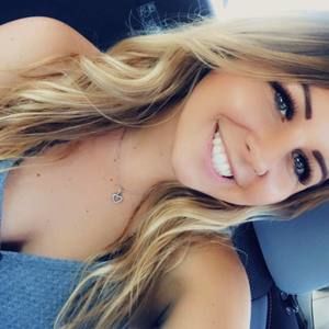 Meet your Posher, Roxanne-audrey